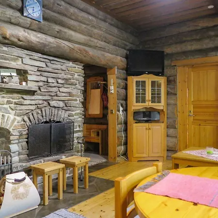 Holiday Home Jaetkaenkynttilae * Luosto