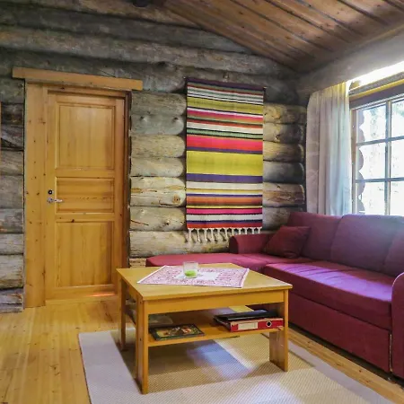 Holiday Home Jaetkaenkynttilae Сasa de vacaciones *
